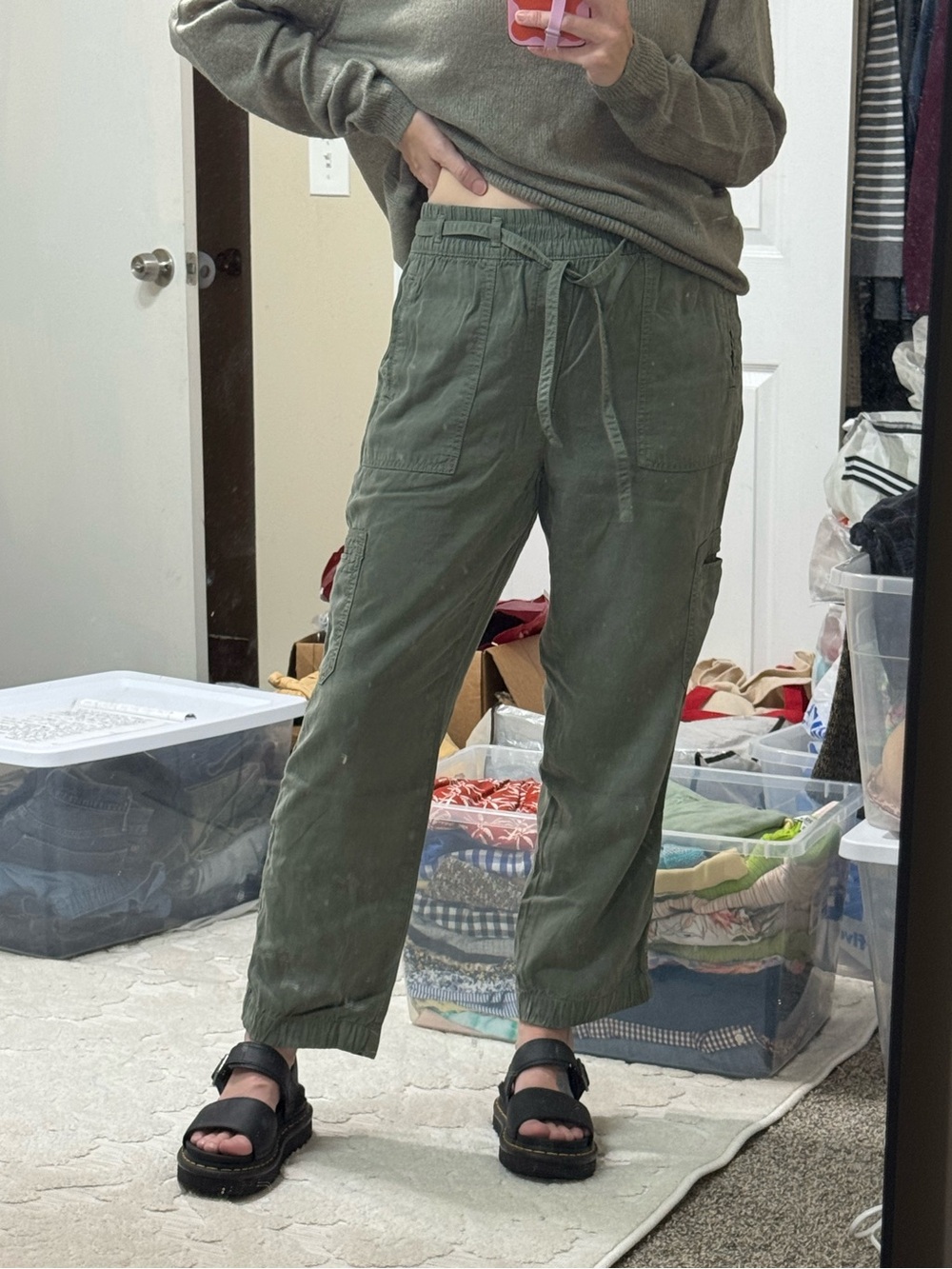 American Eagle Lyocell utility cargo pants, size small